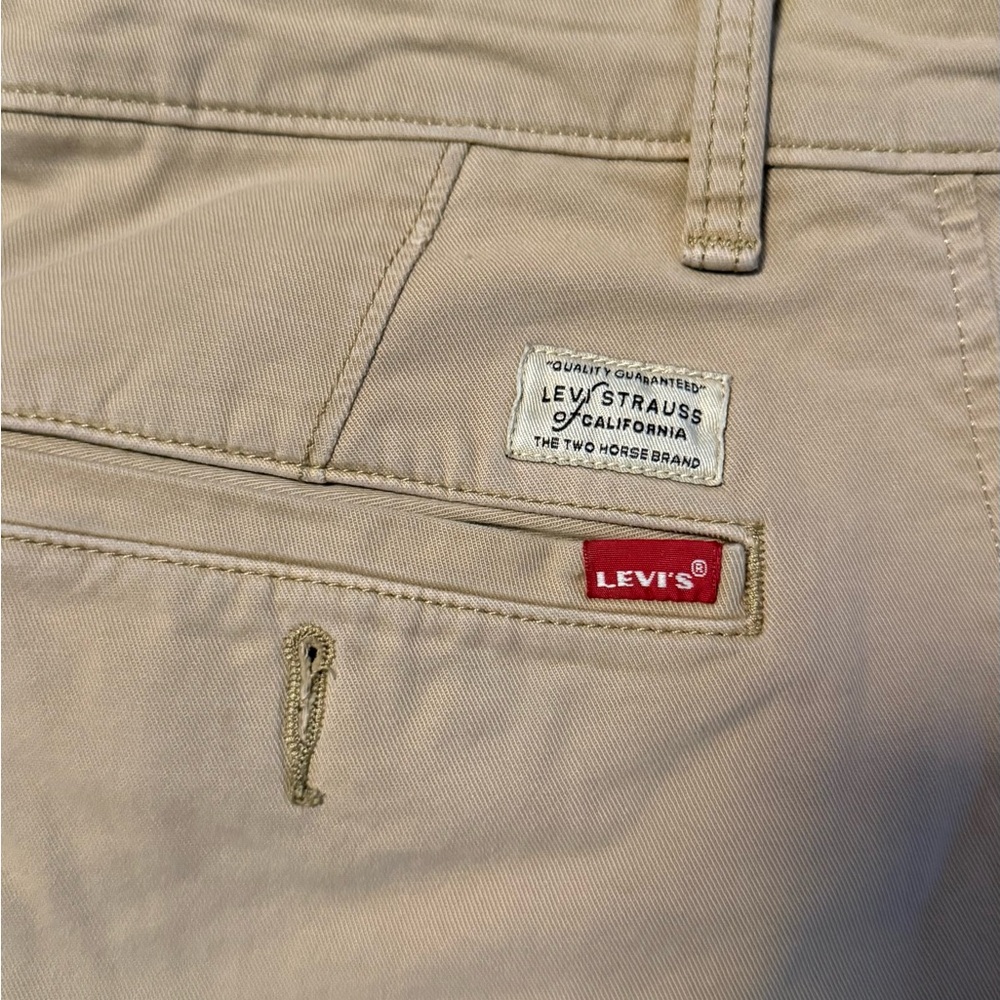 Levi's Men's Khaki Chinos